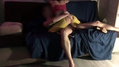 Petite Teentiabeanie got fucked and cum on ripped yellow pantyhose