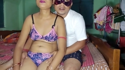 Intense Indian stepmother-stepson affair captured on hidden camera