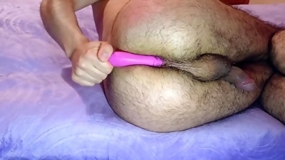 Latin boy penetrates his ass and jerks off his dick