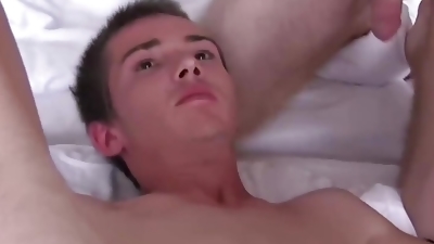 He Gets For Asshole Fucked At The Same Time - TWINK POP