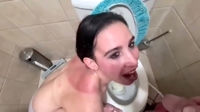 Submissive piss slave craves facial and mouthful of golden showers!