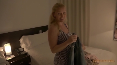 Kinky MILF gets fucked in the bedroom