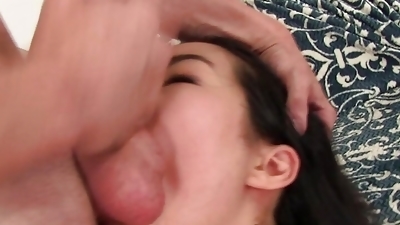 Hot Asian babe got fucked and facialized