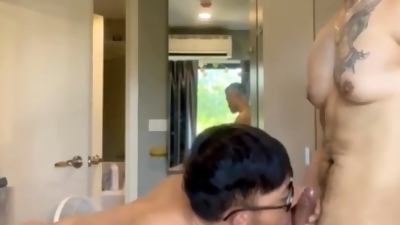 Gay Chinese Muscle Student Makes Accountant Invited By Guy To Fuck