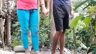 Village Girlfriend Sex With Her Boyfriend in Red T-shart in Outdoor ( Official Video By Villagesex91)