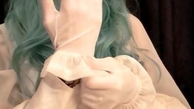 Vintage Glove Try On with Petite Pastel Goth