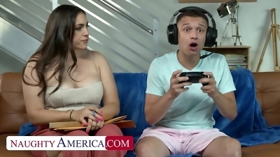 Its a creampie for Valentina from a gamer guy - Valentina bellucci