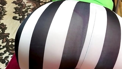 Tight pants on a big ass excite anal sex