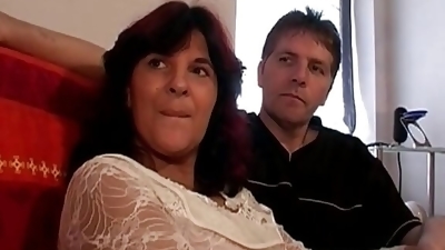 German amateur with Simones Hausbesuche teaching married couples how to fuck