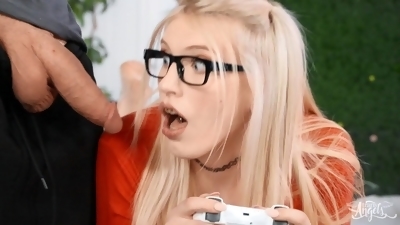 Raunchy gamer t-girl horny porn video