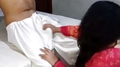 Indian Maid married step daughter getting fucked by boss,Hindi sex - Hot Desi Homemade maid Married step daughter and Indian boss