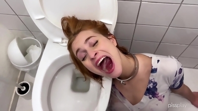 Dolly Dyson Pissing Fetish Toilet For A Day