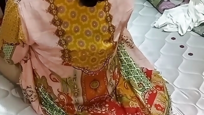 Desi sex with most beautiful Indian hot bhabhi ki chudai sexy bhabhi ne apne dever se jam kar sex kia video by QueenbeautyQB