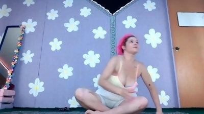 Big Tits Latina Milf does Yoga in Leggings