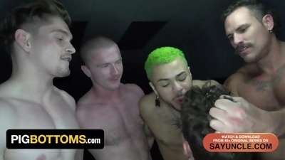 Four Hunk Tops Fuck Submissive Bottom El Andy In Kinky Cumshot Gangbang - Pig Bottoms