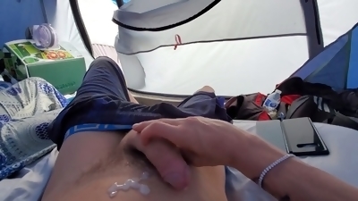 Johnholmesjunior risks it all with a daring public solo show in an open tent, while camping in BC and finishes with a hot cumshot!