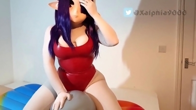 Xelphie Grey enjoys kinky balloon ride and has latex orgasm in one-piece swimsuit