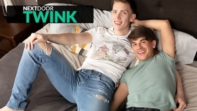 Hunk Twink Raw Dogged By Handsome Star - Andy Taylor, Mason Dean - NextDoorTwink -