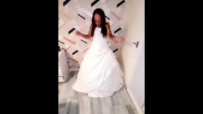 👰HAPPY ANNIVERSARY💍Kitty in her wedding dress, dirty talk, sucks, gets bent over and eats his load