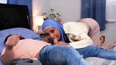 Peter Green excitedly fuck his hijab babe Babi Star