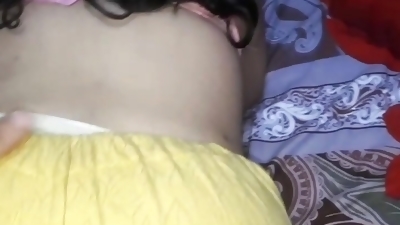 DESI LOCAL BHABHI ROUGH FUCK WITH HER 18+ YOUNG DEBAR ( BENGALI SEX) VIDEO BY RedQueenRQ